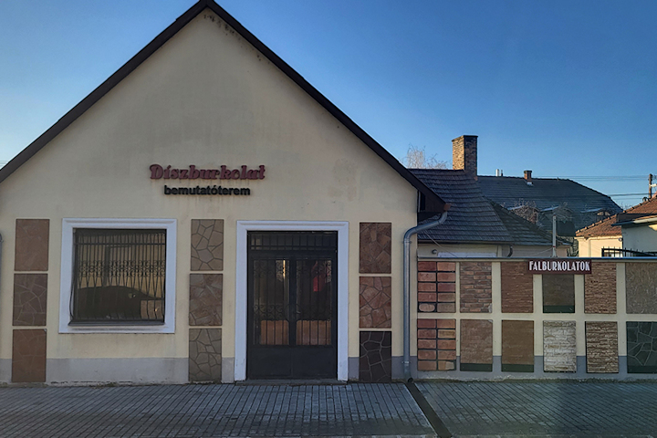 BK Kögla Bemutatóüzlet