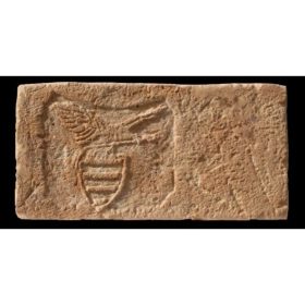 Trianoni turul címeres tégla